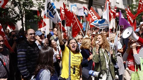 Huelga En Justicia Los Funcionarios Piden Al Gobierno Que Negocie Pese Al Adelanto Electoral