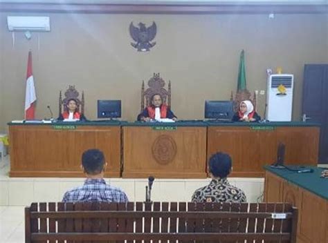 Vonis Ringan Legislator Koruptor Lebih Rendah Tiga Tahun Dari Tuntutan