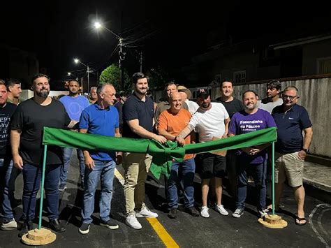 Programa De Pavimenta O Comunit Ria Inaugura Nova Rua