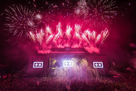 Martin Garrix Live Concert Hd Wallpaper