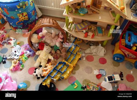 Une chambre en désordre de l enfant Photo Stock Alamy