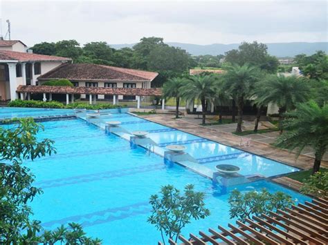 Best Price on Radisson Blu Resort & Spa Alibaug in Alibaug + Reviews