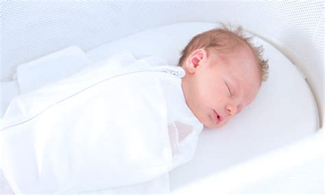 When Should I Stop Swaddling My Baby? – Happiest Baby