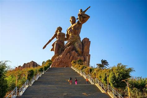 Premium Photo | Statue called monument of the african renaissance ...