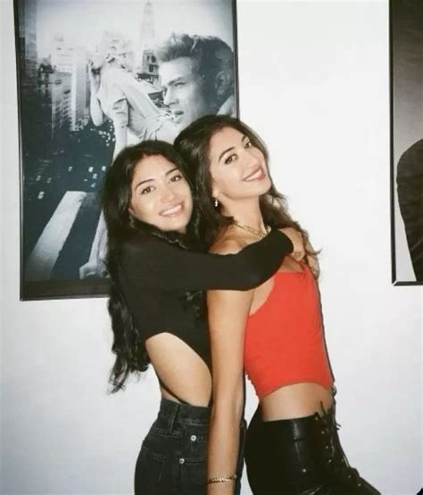 Black Or Red Nudes Ifyouhadtopickone NUDE PICS ORG