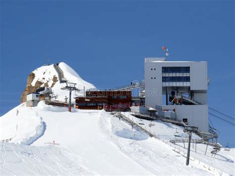 The Top Station Of The Cable Car Col Du Pillon Scex Rouge On Sex Rouge Travel Destination