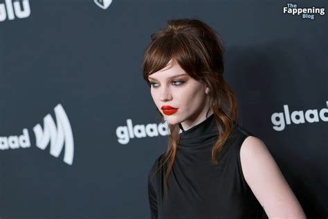Sophie Thatcher Displays Her Sexy Tits At The Glaad Media Awards Photos Onlyfans Leaked Nudes
