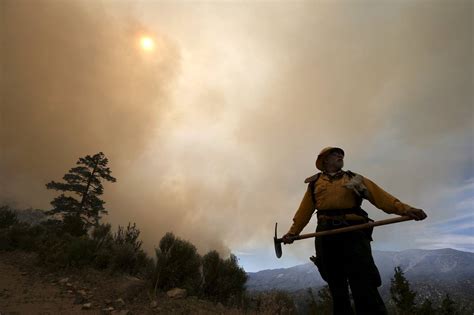 Wildfires Spread in Southern California - WSJ