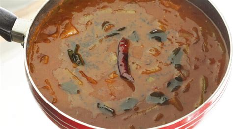 garlic kuzhambu recipe    garlic kuzhambu vayain