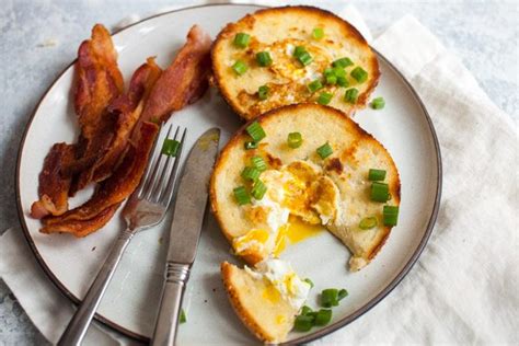 Egg in a Bagel - Recipe Girl