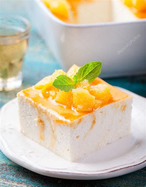 Cheesecake, cottage cheese pudding — Stock Photo © anna.pustynnikova ...