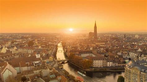 Le Ciel De Strasbourg Va Devenir Orange En Raison D Un Nuage De Sable