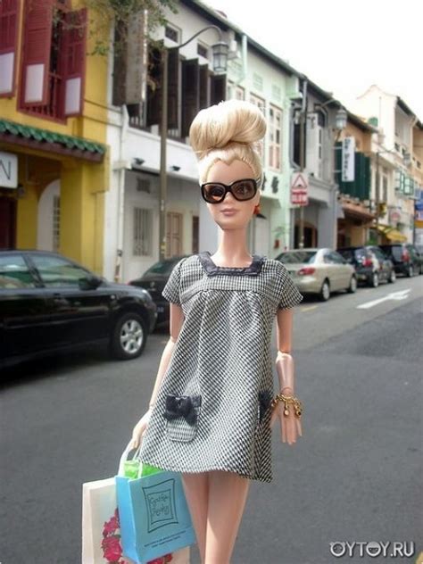 Жизнь современной куклы Барби. Modern Barbi | Barbie dress, Barbie ...