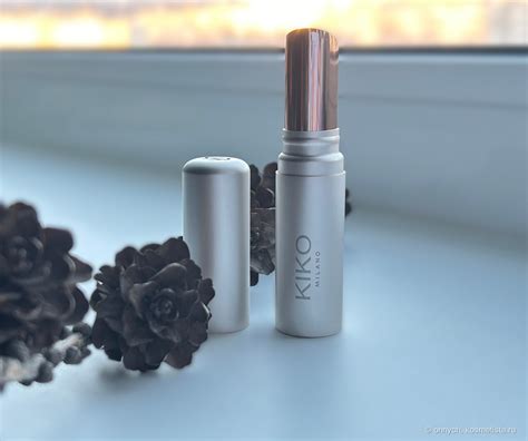 Строим кирпичный домик Kiko Milano Hydra Shiny Lip Stylo 07 Brown