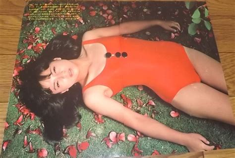 【やや傷や汚れあり】★80年代アイドル【伊藤麻衣子①】水着4ページ切抜き 送料140円の落札情報詳細 Yahooオークション落札価格検索