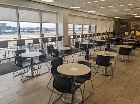 Atlanta Airport Lounges: What to Know - NerdWallet