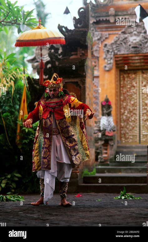 INDONESIA, BALI, BARONG DANCE Stock Photo - Alamy