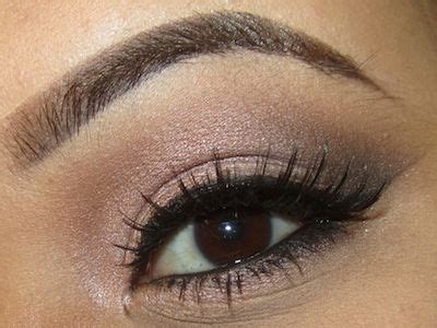 Urban Decay Naked Palette Look Tutorial Beaut Du Visage Maquillage Visage