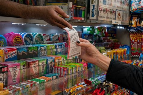 Here Are The Winning Powerball Numbers For The 2 04 Billion Jackpot