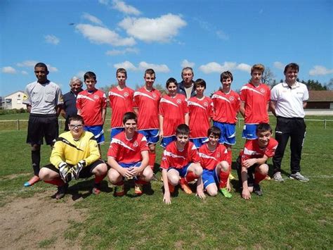 Les Jeunes Footballeurs Sur La Bonne Voie Saint Paul Des Landes