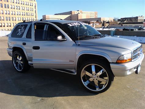 2002 Dodge Durango - Information and photos - MOMENTcar