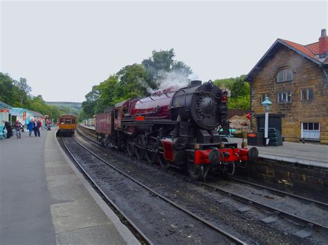 North Yorkshire Moors Railway | Natpacker