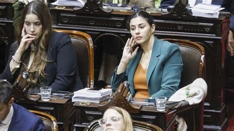 Marcela Pagano Reapareci En La C Mara De Diputados Tras Su Internaci N