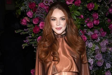 Lindsay Lohan pregnant: actress reveals news on Instagram - Chicago Sun ...