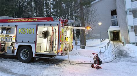 Yksi Ihminen Kuoli Kerrostalon Tulipalossa Jyv Skyl Ss Yle Keski