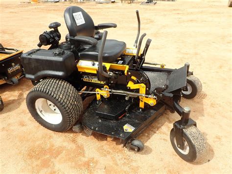 Cub Cadet M60 Tank Lawn Mower Test Site