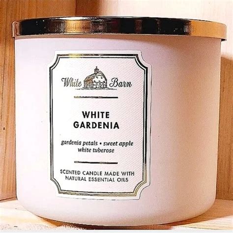 Luxurious White Gardenia Wick Scented Candle By Bath Body Works