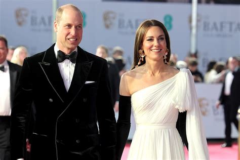 Revista Diz Que William Trai Kate E Passou Data Especial Amante