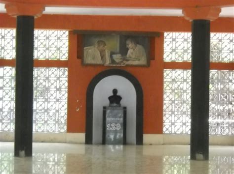 Inside View Of Rajaji Memorial At Adyar Gate In Chennai Veethi