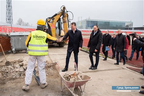 Predsednik Pokrajinske Vlade Obi Ao Radove Na Rekonstrukciji Gradskog