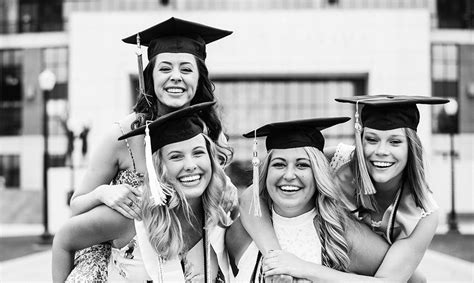 Making Friends in College: 3 Misconceptions - YMI