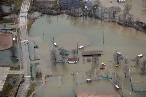 New Aerial Photographs Show Midwest Flooding Devastation - Inside Climate News