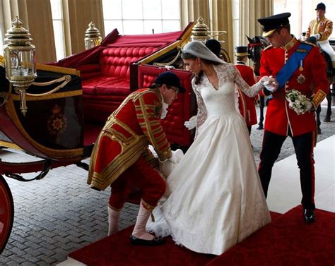 Kate Middleton wore a second wedding dress when she married Prince ...