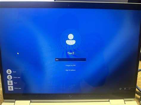 Windows 11 - Login Screen : r/sysadmin