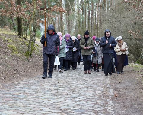 Droga Krzy Owa W Bydgoskiej Dolinie Mierci I Spotkanie Rodziny Radia