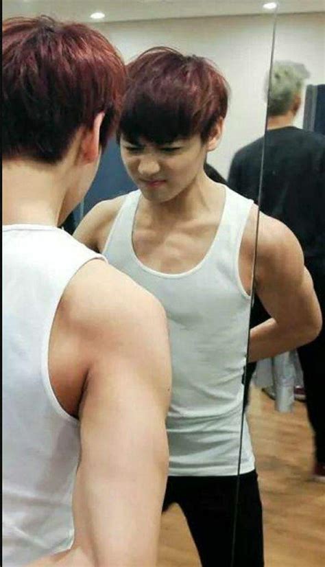 Jungkook Muscles Jungkook Muscular Jungkooks Kook Kabizoom