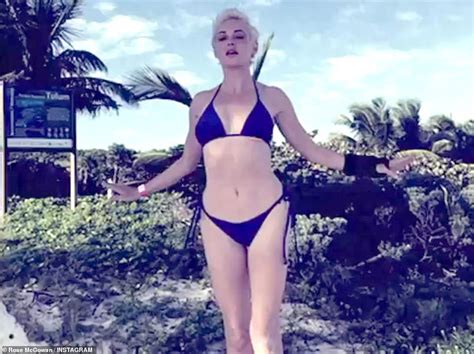 Rose Mcgowan Stuns In Multi Colored Bikini On A Mexico Beach After