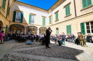 Biblioteca Civica Peppino Pressi Villa Filippini Comune Di Besana