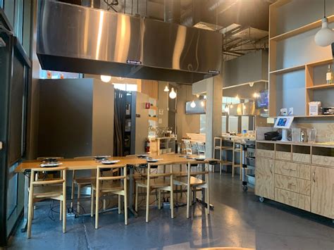 A Shabu Shabu Hot Pot Restaurant That Aligns With The Latest Fashion TrendsMumu Hot Pot