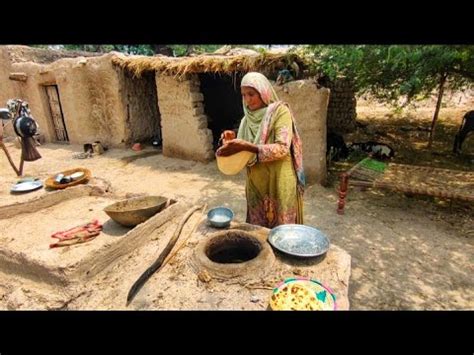 Cooking Tandoori Roti Traditional Breakfast Pakistani Woman S Morning