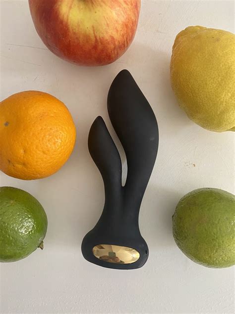 Dea A Rabbit Vibrator From Bellesa Sex Toy Review