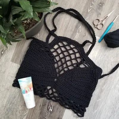 Gothic Crochet Patterns To Get In Touch With Your Inner Emo