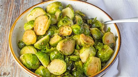 Easy Pan Seared Brussel Sprouts A Tasty Veggie Side Dish