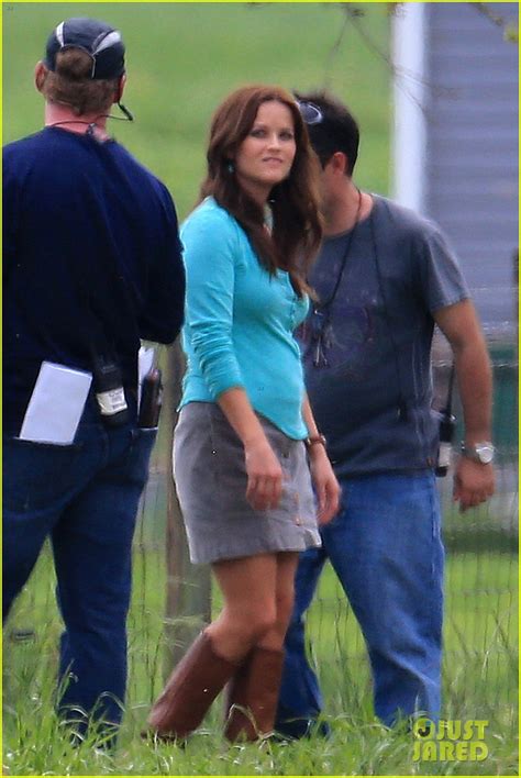 Reese Witherspoon Brunette Hair On The Good Lie Set Photo 2852166