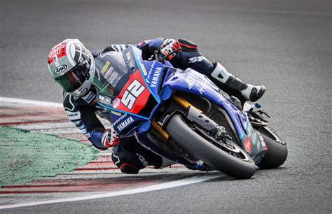 Sbk Civ Alessandro Delbianco Sugli Scudi A Misano Osservando Michele