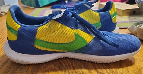 Nike Street Gato Soccer Shoes Brazil Colors Size 9 - Gem